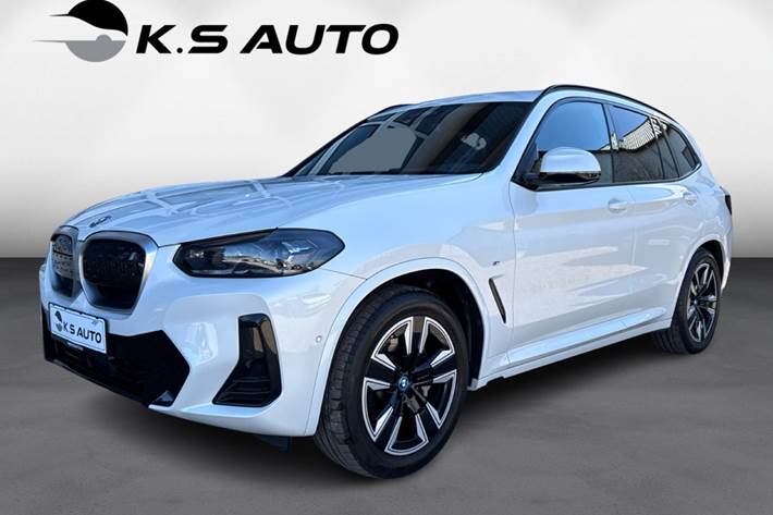 Hvid BMW iX3 fra 2022