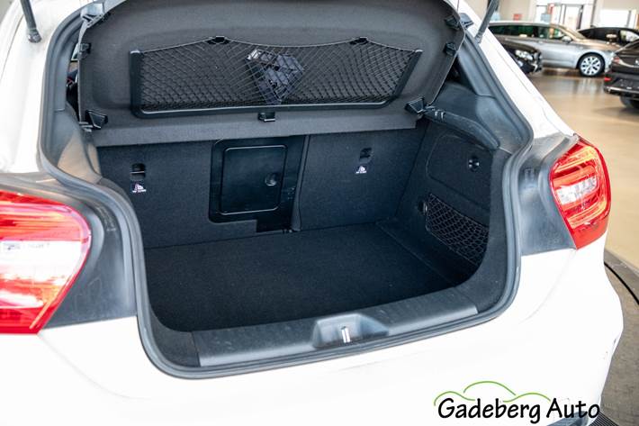 Hvid Mercedes A45 fra 2013