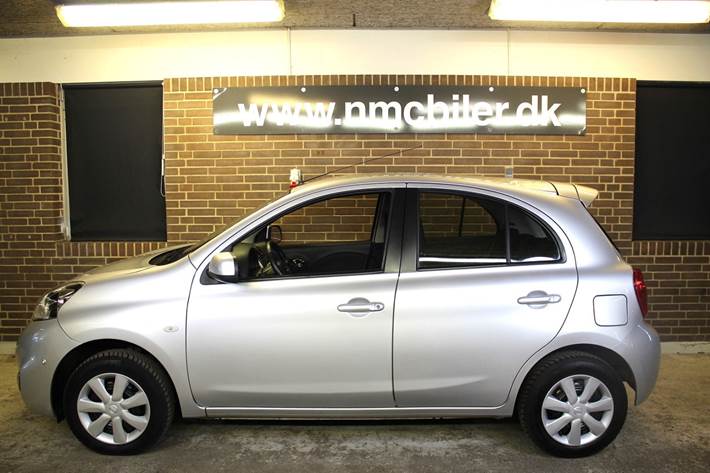 Sølv Nissan Micra fra 2014