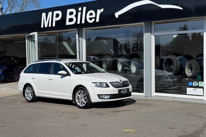 Hvid Skoda Octavia fra 2014