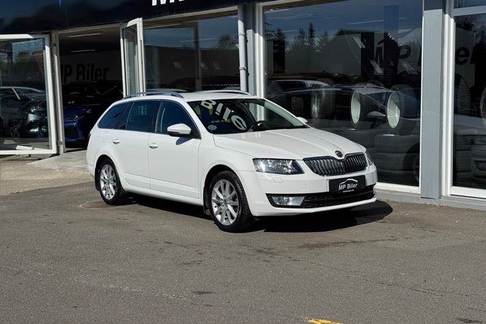 Hvid Skoda Octavia fra 2014
