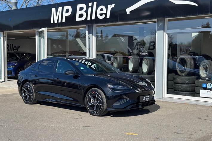 Sort BYD Seal fra 2024