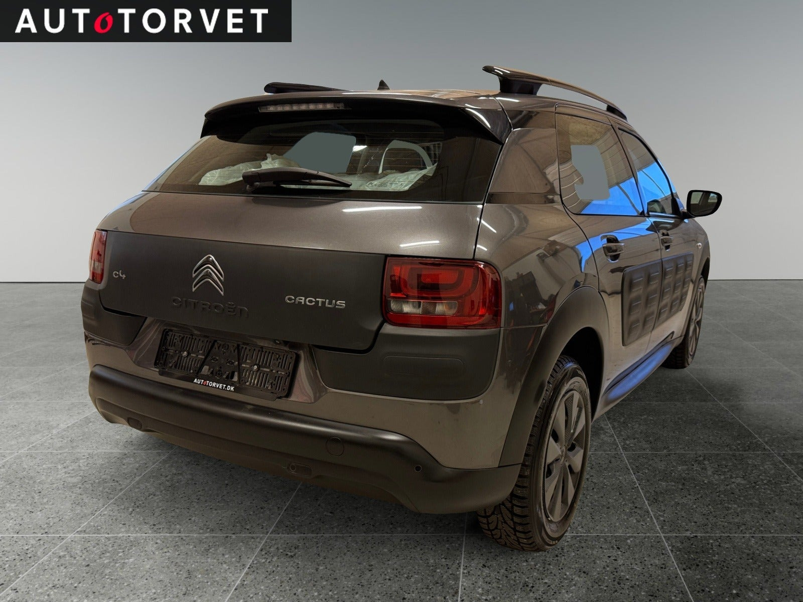 Grå Citroën C4 Cactus fra 2017