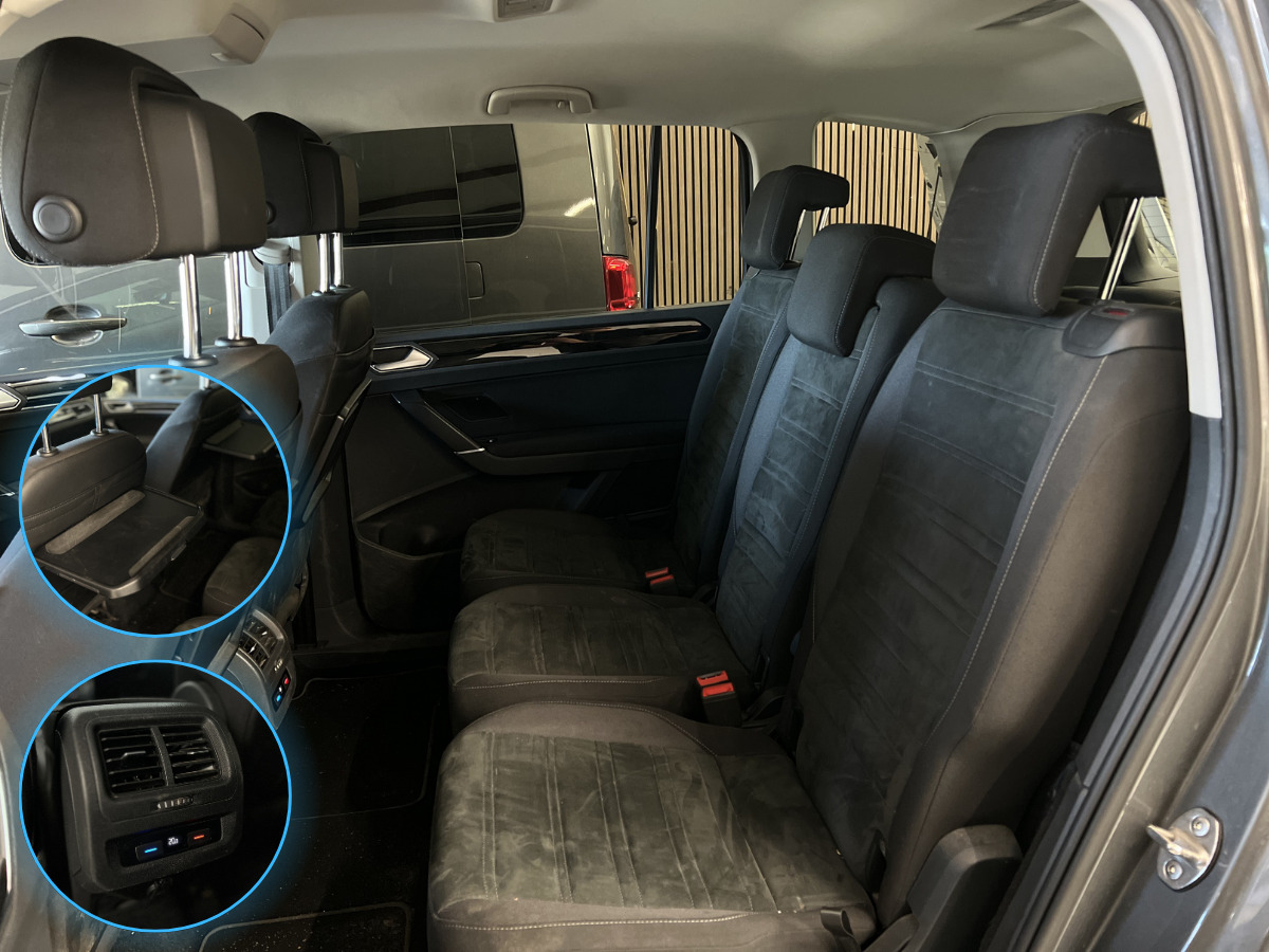 Grå VW Touran fra 2017