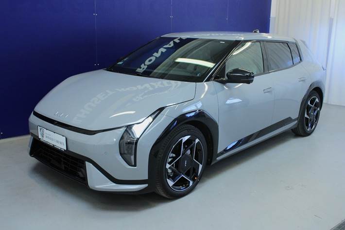 Grå Kia EV4 fra 2026