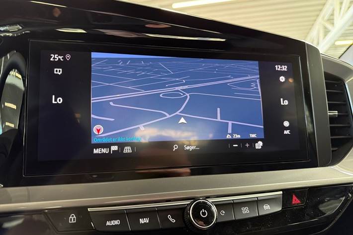 Sort Opel Mokka-e fra 2023