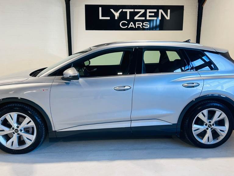 Audi Q4 e-tron 40 S-line