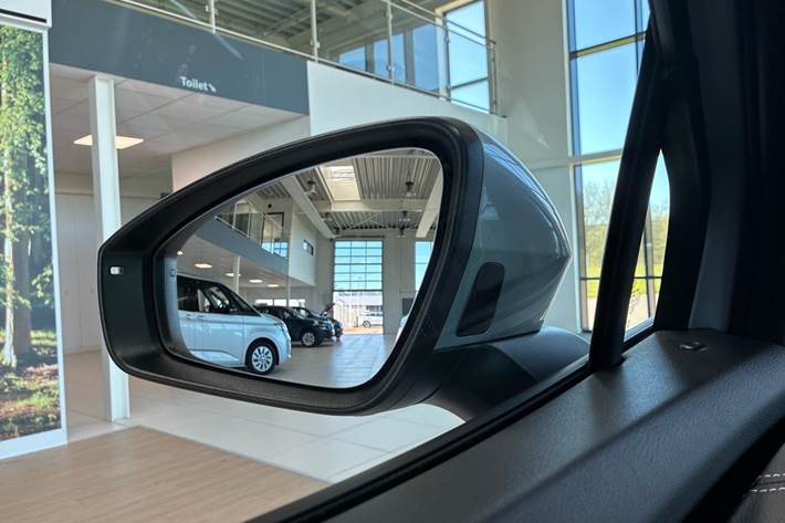 Sølv VW ID.4 fra 2025