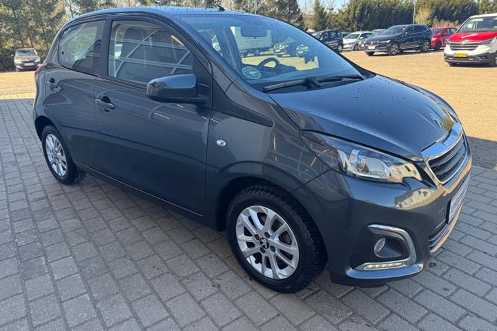 Grå Peugeot 108 fra 2017