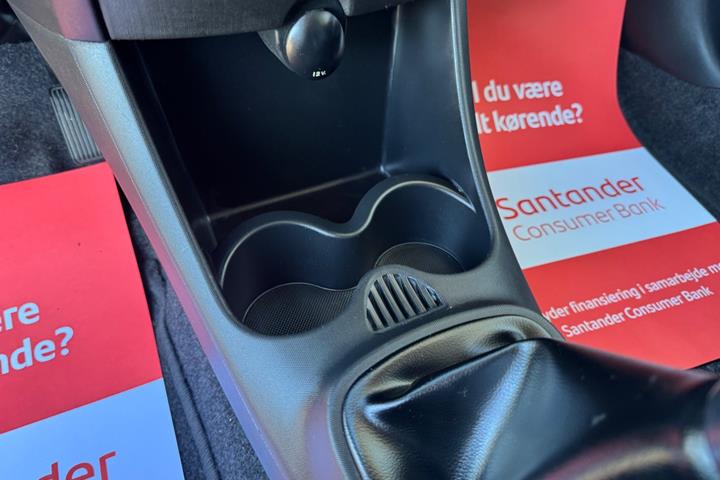 Hvid Toyota Aygo fra 2014