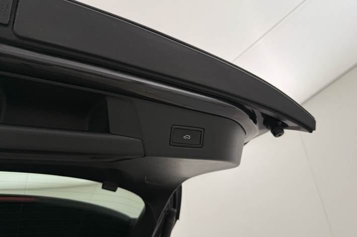 Grå VW ID.4 fra 2021