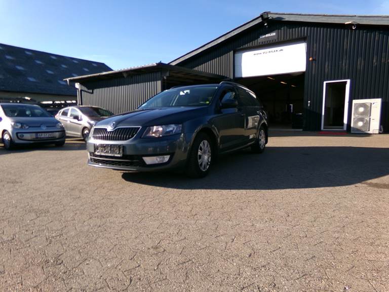 Skoda Octavia 1,6 TDi 90 Ambition Combi