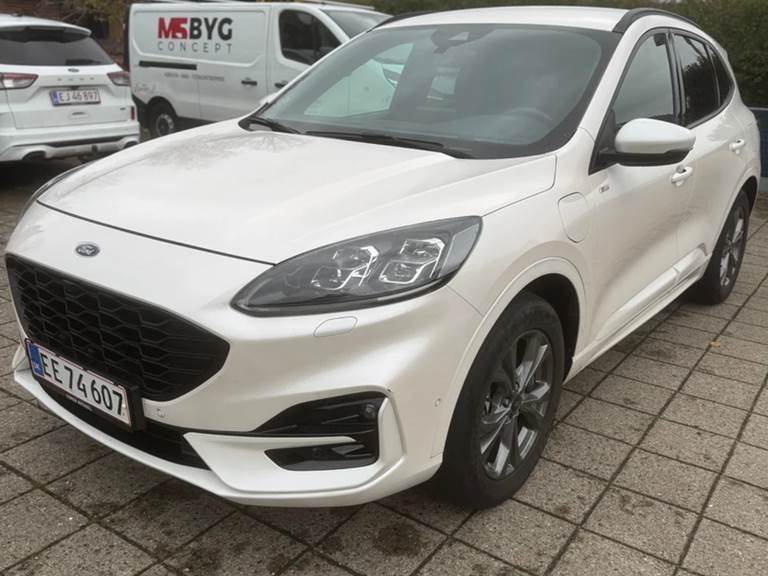 Ford Kuga 2,5 PHEV ST-Line CVT