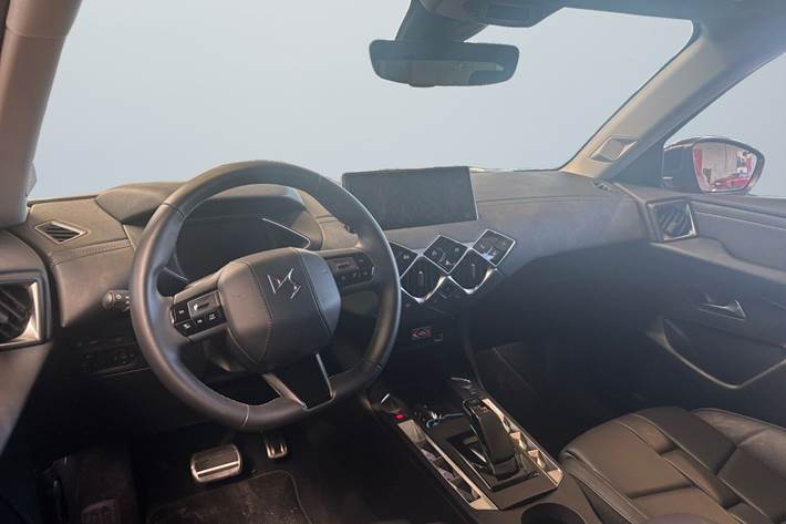 Rød DS DS 3 CrossBack fra 2024