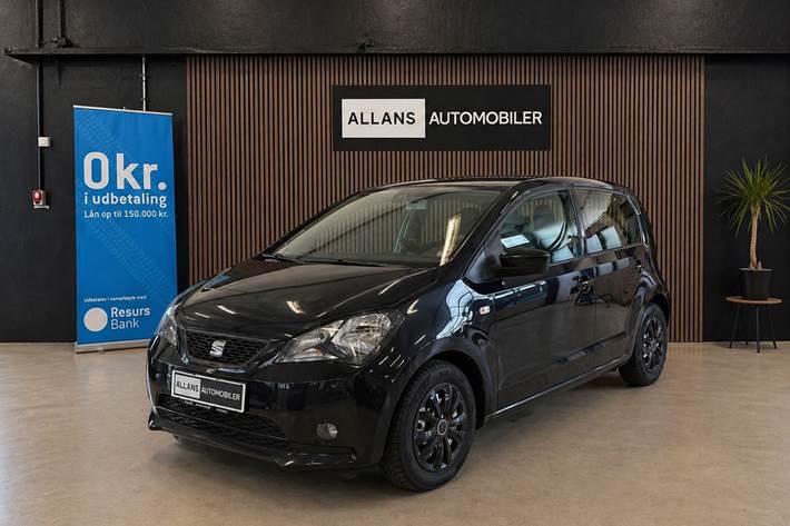 Blå Seat Mii fra 2016 set udefra