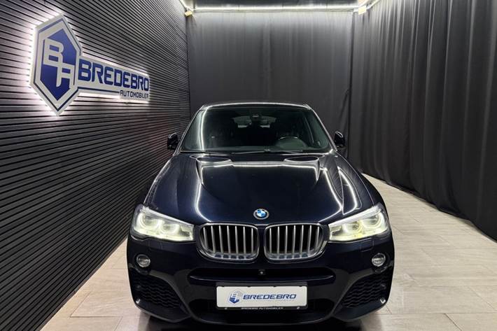 Blå BMW X4 fra 2015