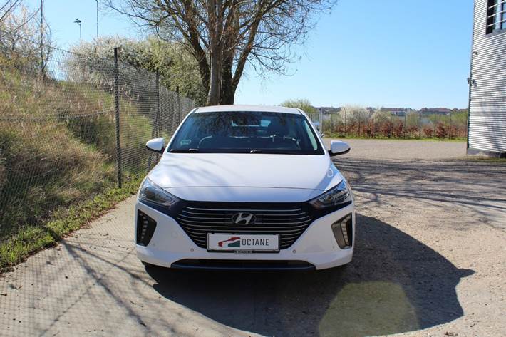 Hvid Hyundai Ioniq fra 2018