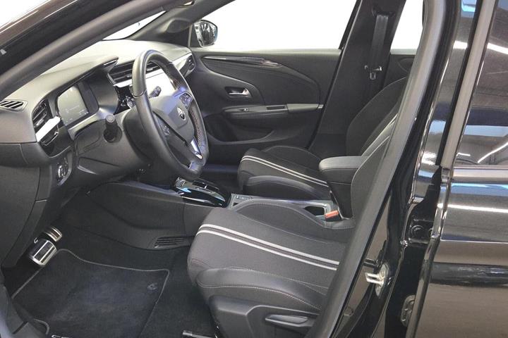 Sort Opel Corsa-e fra 2024