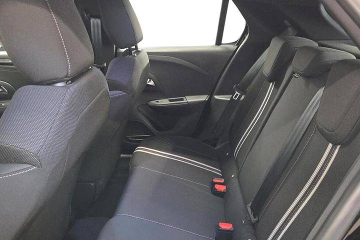 Sort Opel Corsa-e fra 2024