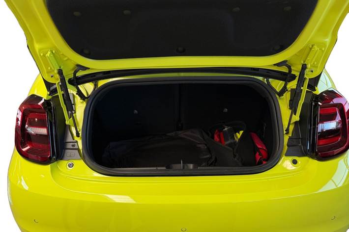 Grøn Abarth 500e fra 2025