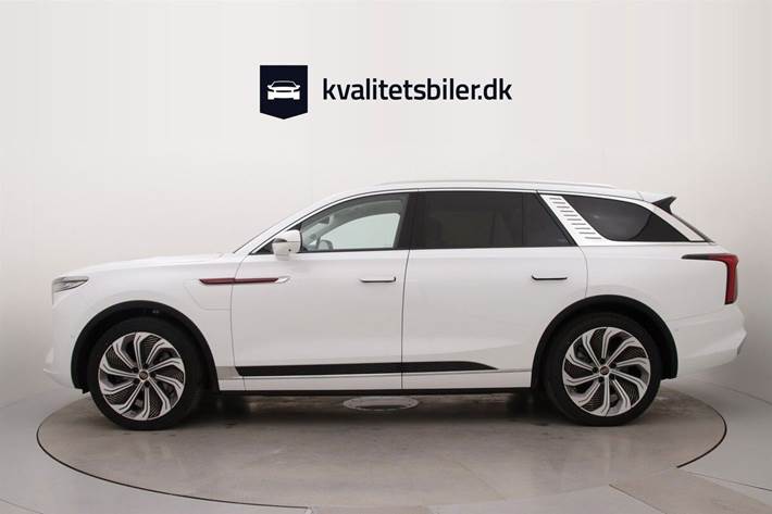 Hvid Hongqi E-HS9 fra 2025