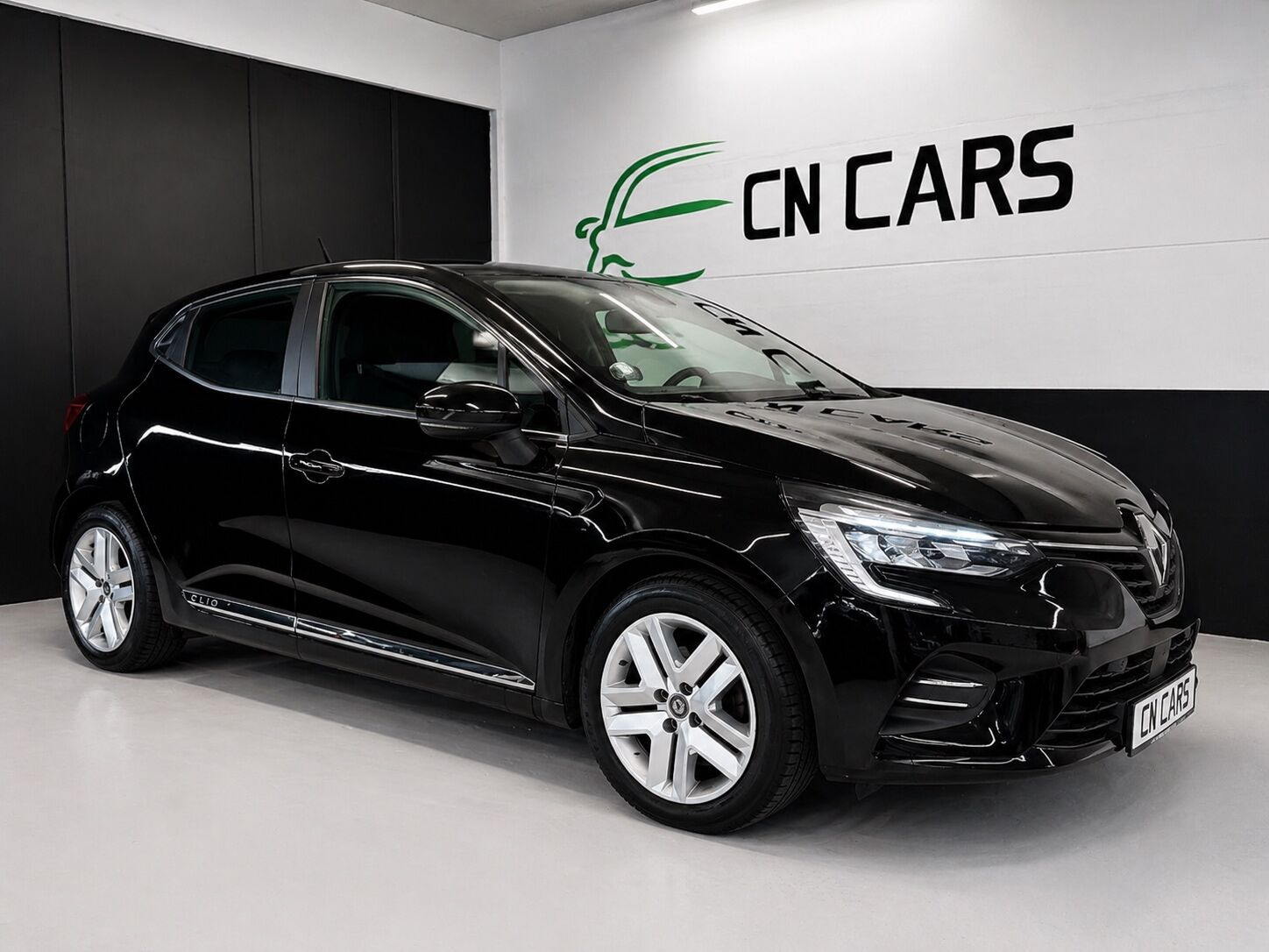 Sort Renault Clio fra 2020