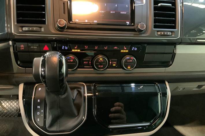 Hvid VW California fra 2019