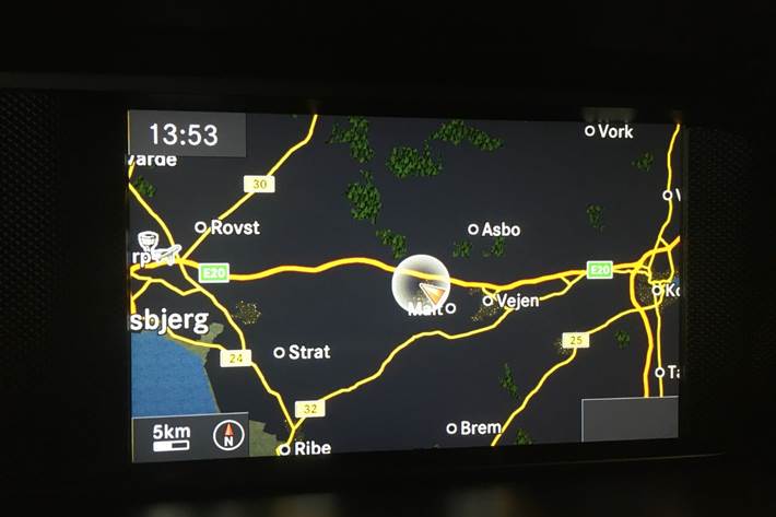 Brun Mercedes C200 fra 2013