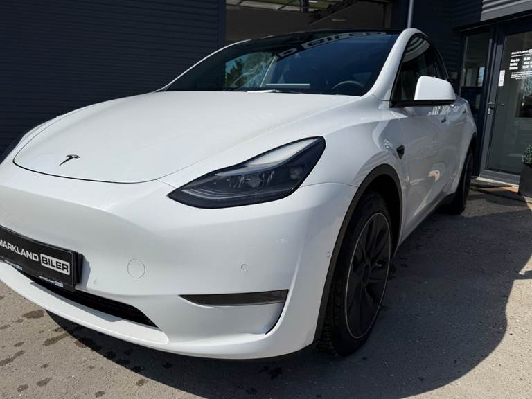 Tesla Model Y Long Range AWD