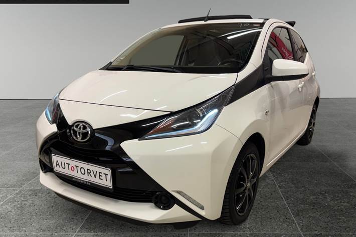 Hvid Toyota Aygo fra 2017