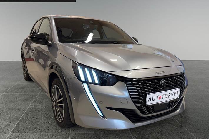 Sølv Peugeot e-208 fra 2021