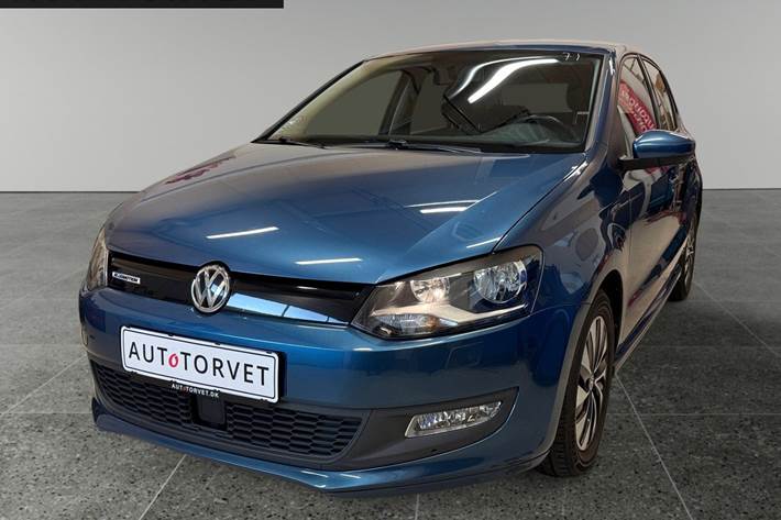 Blå VW Polo fra 2017