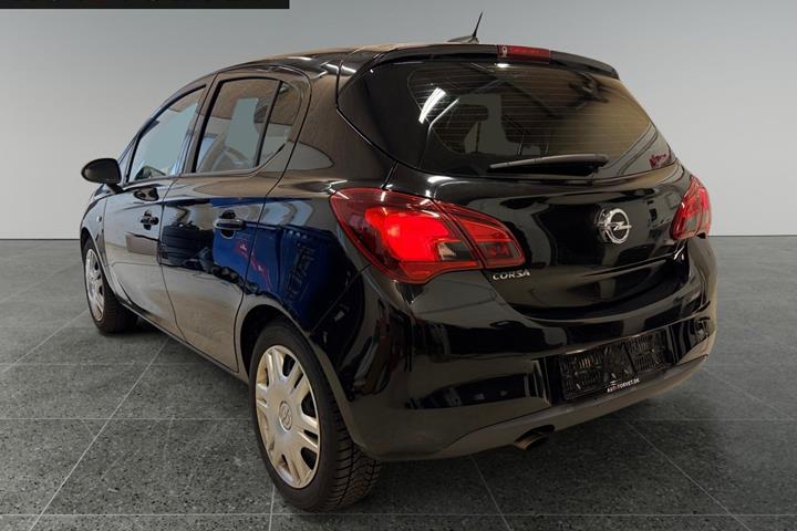 Sort Opel Corsa fra 2017