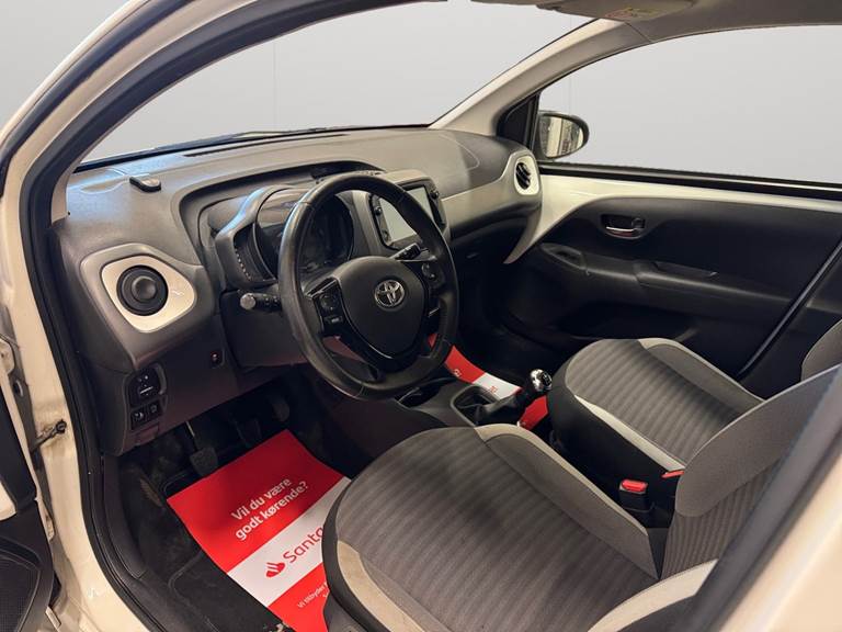 Toyota Aygo 1,0 VVT-i x-pression