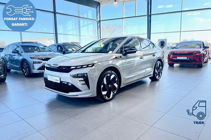 Grå Skoda Enyaq fra 2026 set udefra
