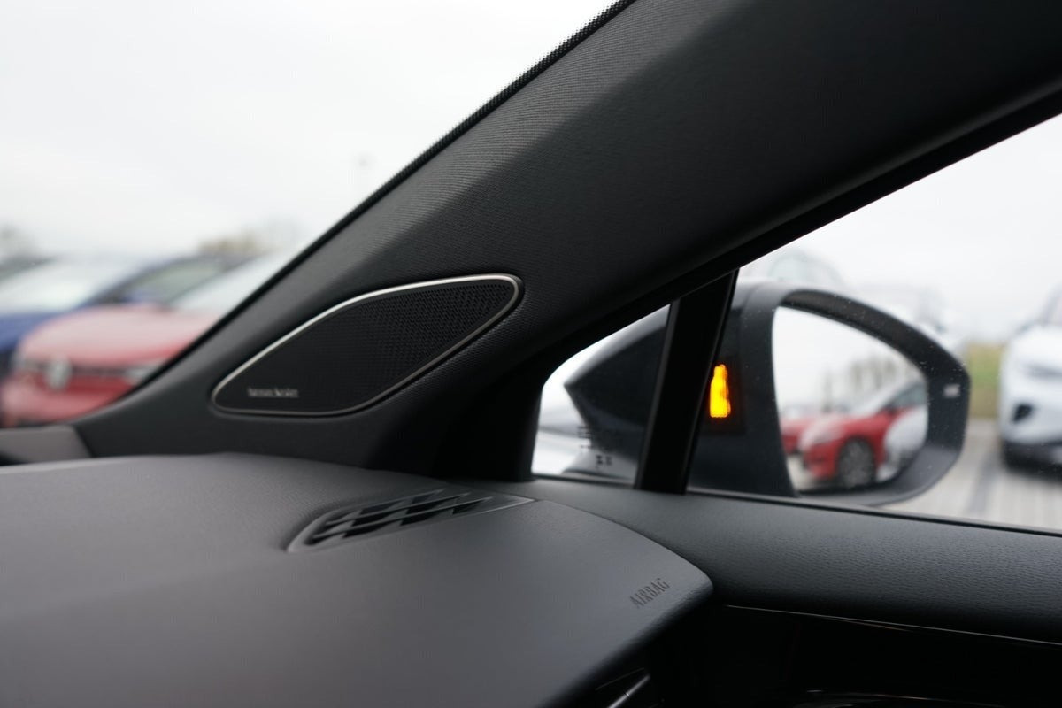 Blå VW ID.7 fra 2025