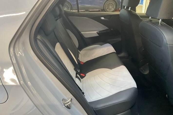 Grå VW ID.3 fra 2025