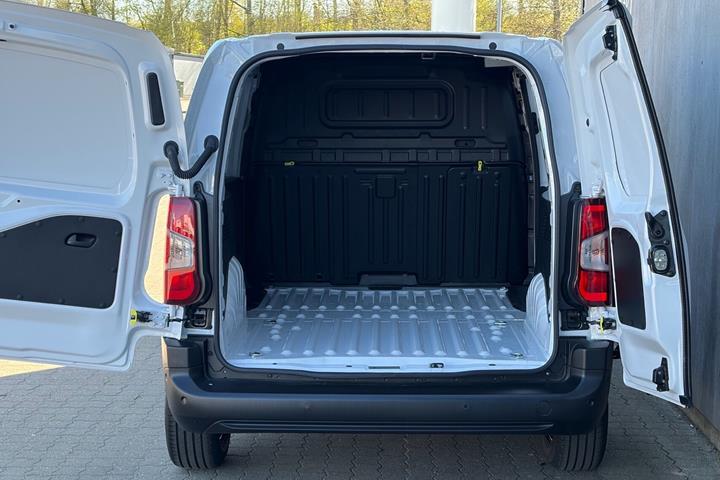 Hvid Fiat Doblò fra 2026