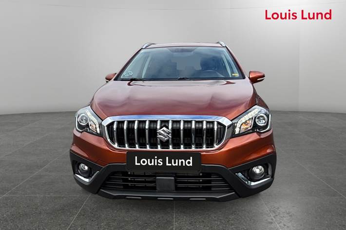 Brun Suzuki S-Cross fra 2016