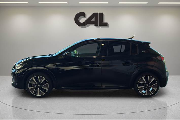 Sort Peugeot e-208 fra 2021