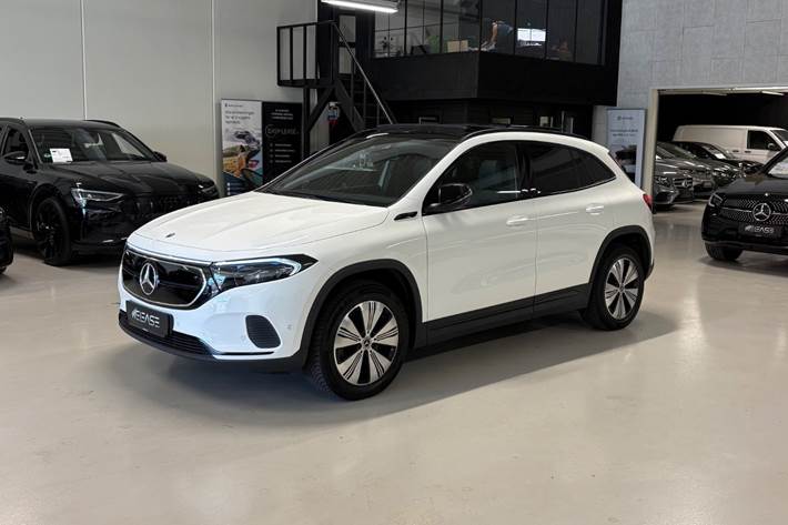 Hvid Mercedes EQA250 fra 2021
