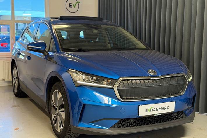 Blå Skoda Enyaq fra 2022
