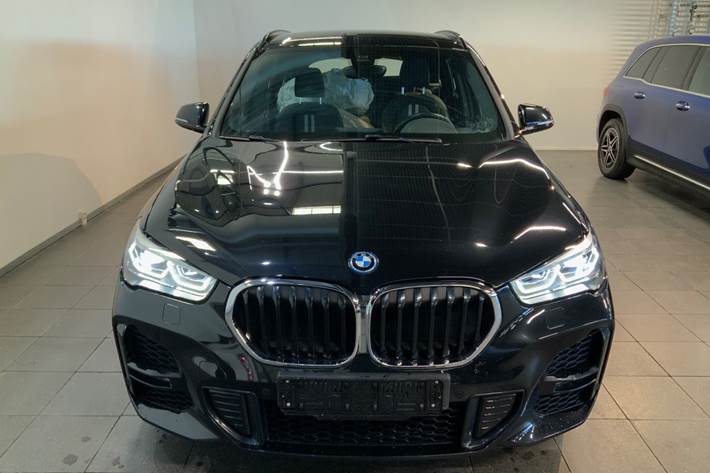 Sort BMW X1 fra 2022