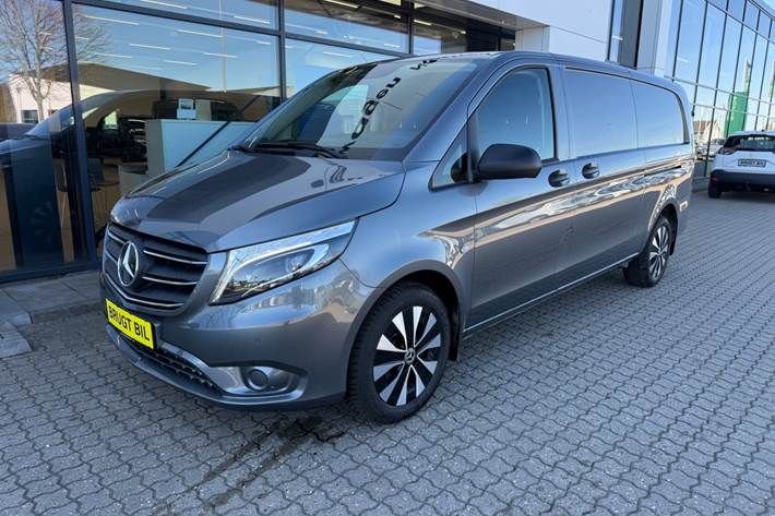Grå Mercedes Vito 116 fra 2021