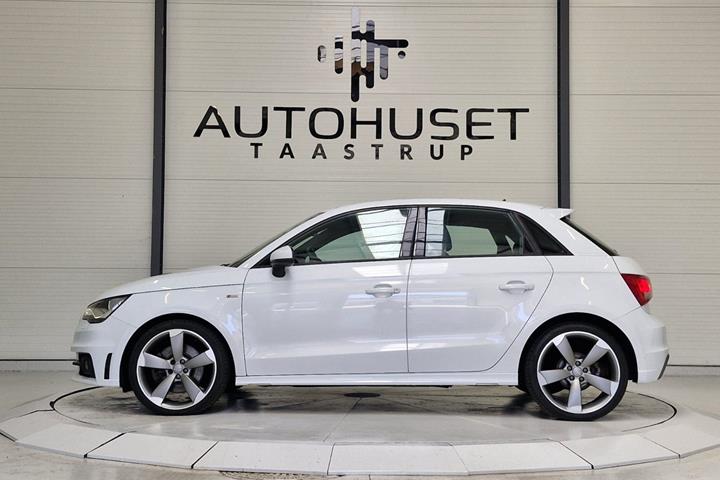Hvid Audi A1 fra 2013