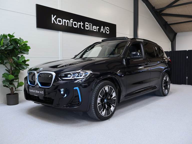 BMW iX3 Charged Plus M-Sport