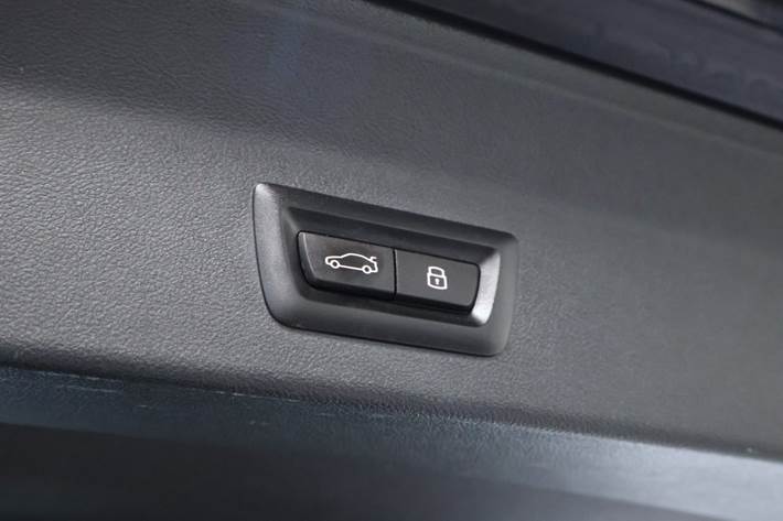 Sort BMW iX3 fra 2023