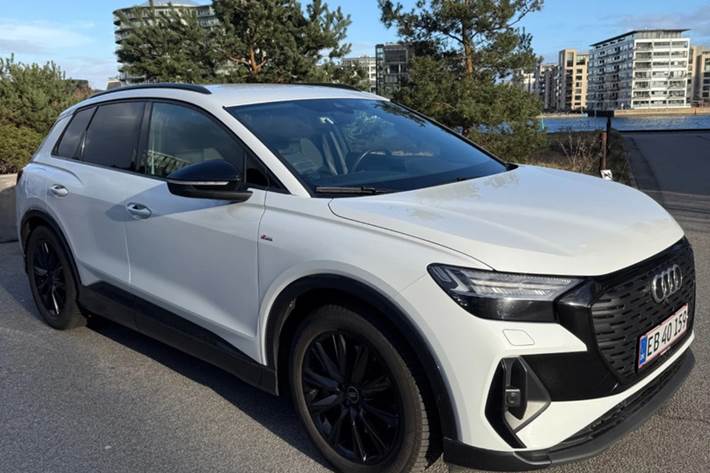 Hvid Audi Q4 e-tron fra 2022