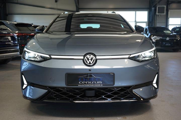 Blå VW ID.7 fra 2025