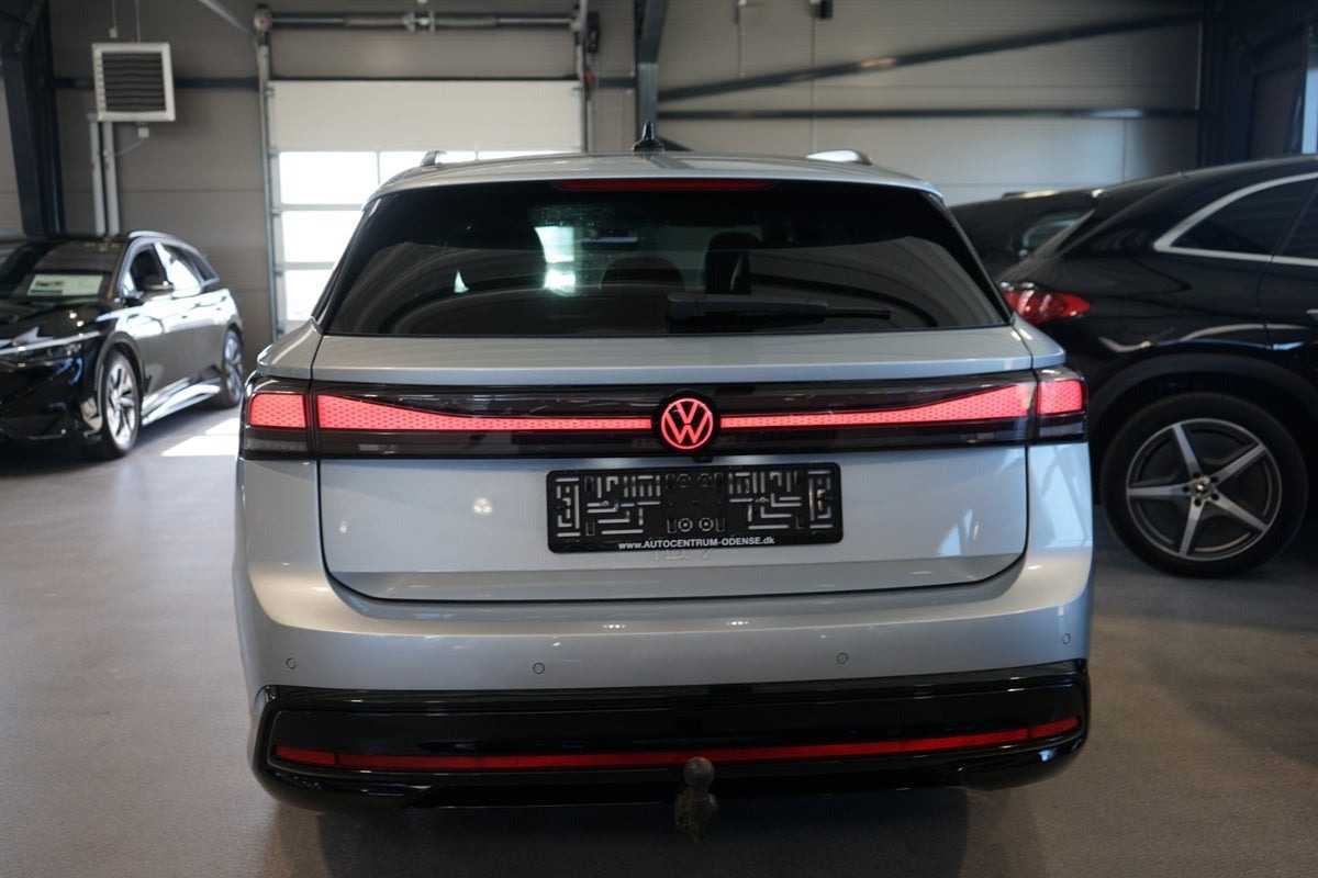 Sølv VW ID.7 fra 2025